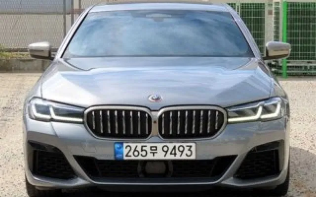 인천중고차동차 5시리즈 (G30) M550i xDrive 매물 사진 10 - 2022/12 47,490km