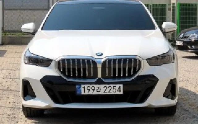 인천중고차동차 5시리즈 (G60) 520i 매물 사진 5 - 2024/07 57,493km